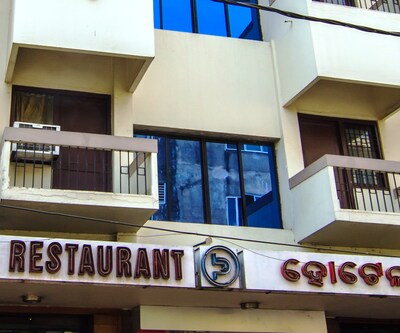 Hotel Priya